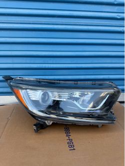 2017,2018,2019,2020,2021,2022 Honda CR-V Headlight/Foco Delantero Rh Passenger Oem,Original Ask