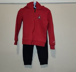 Jordan Little Boy Essential Fleece Joggers Set