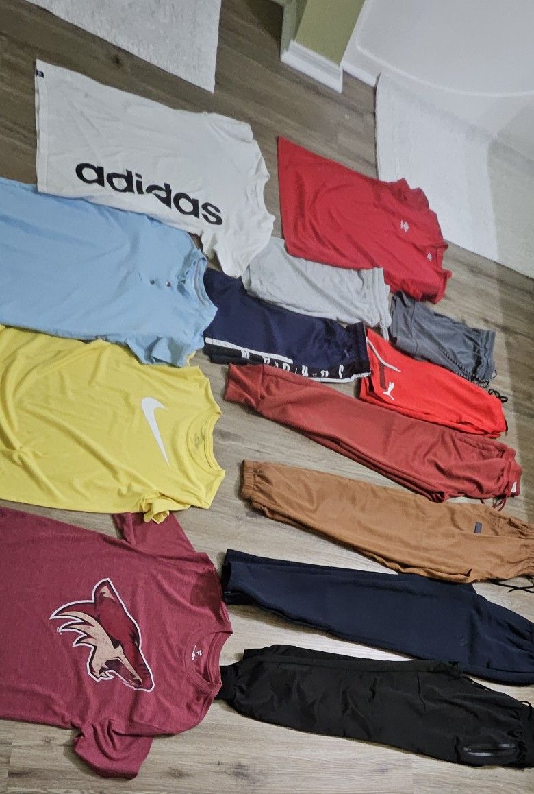 Clothes Size 16 18 Size Small