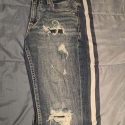 Buckle Jeans