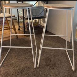 Bar Stools With Wooden Top