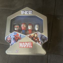 Unopened Marvel pez Disney 100