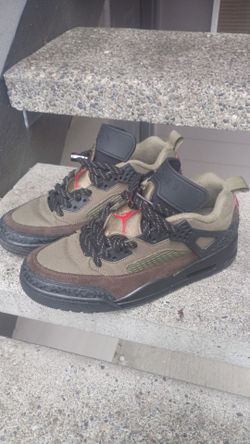 Jordan 4s