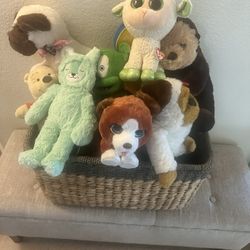 Stuffed Animals Lot