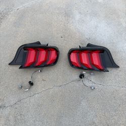 Oem 2022 mustang gt rear lights