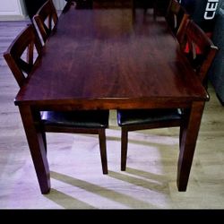 Dining Table With 4 Chairs - Must Go!
