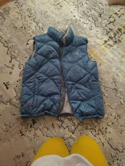 Women North Face Vest