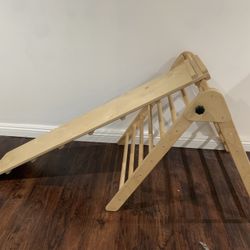 RAD Pikler Triangle With Ramp