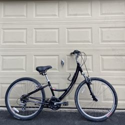 Small Specialized Globe Carmel – 26” – 21-Speed – Step-Thru Comfort Hybrid Bike Women’s Bicycle