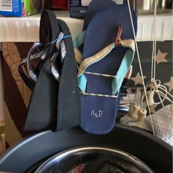 Yellow Box Size7 10 Dollars  A&F Size9 10 Dollars 