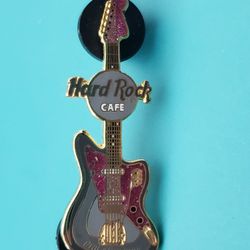 Hard Rock Cafe Philadelphia Mini Guitar Pin 
