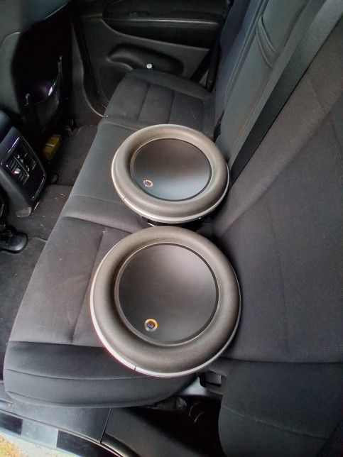 2 10" JL AUDIO W7 Anniversary Edition 