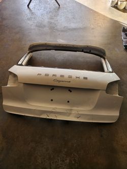 2015-2018 porsche cayenne Tailgate Liftgate Oem