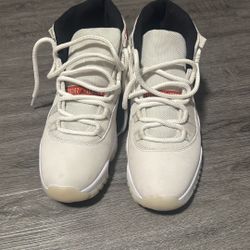 Jordan 11 ‘Platinum Tint’ - Size 10.5