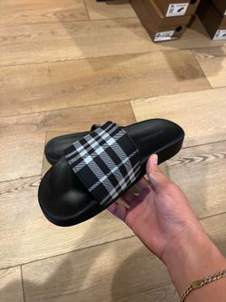 Bur🫐 Slides