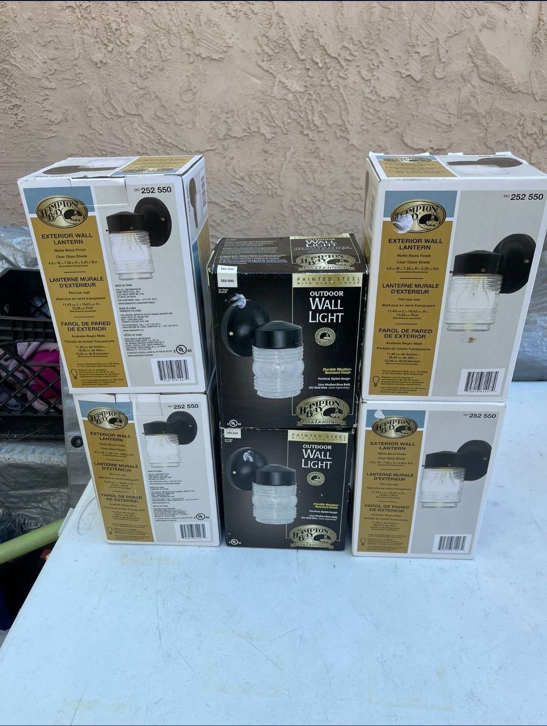 Signature 1 Light 7" Tall Outdoor Wall Sconce with
