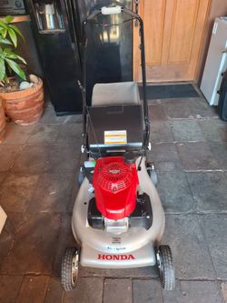 Honda lawn mower HRR 216 GCV 160 21