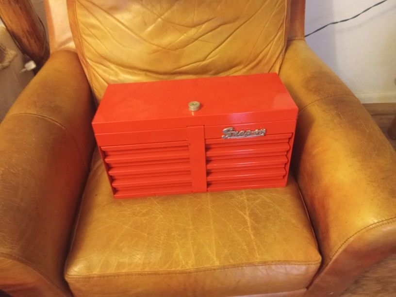 Snap On Tool Box 300 Dlls.