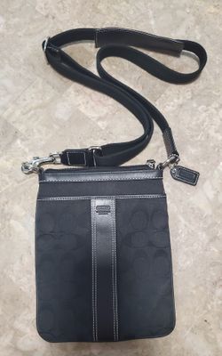 Coach Black Signature Handbag Crossbody Adjustable Strap Silver Hardware Purse