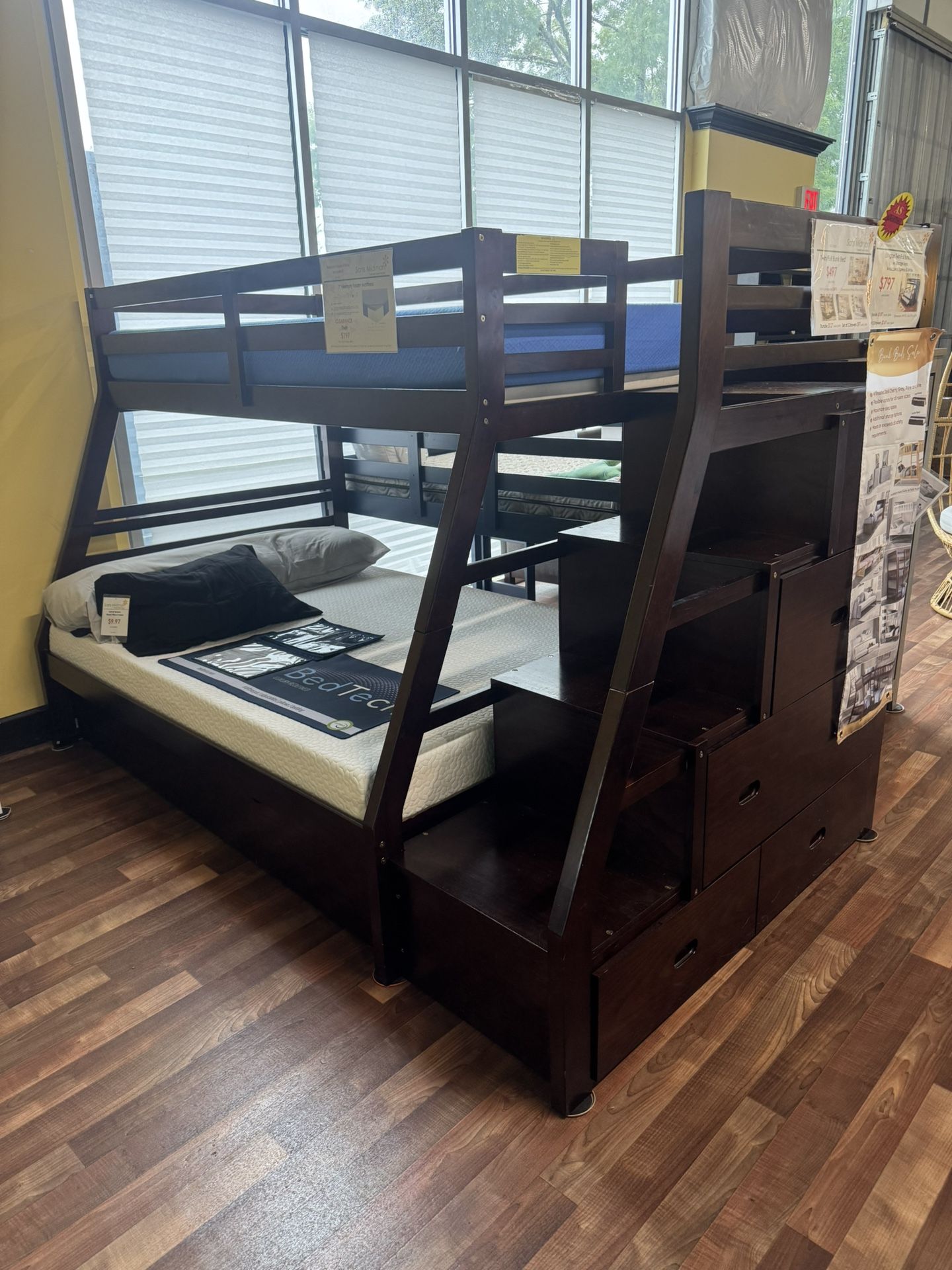 Ellington Twin/Full Bunk Bed