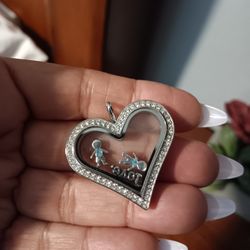 SILVER JEWELRY HEARTS 