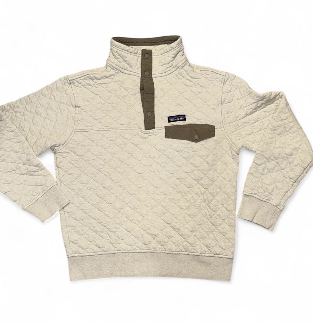 Patagonia Cotton Quilt Snap T Pullover women’s Organic Cotton Beige Green Missing third button but other than that Excellent Condition Size Small S