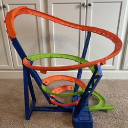 HOT-WHEELS CYCLONE TRACK