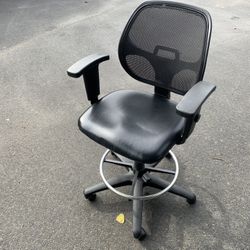 Office Chairs 