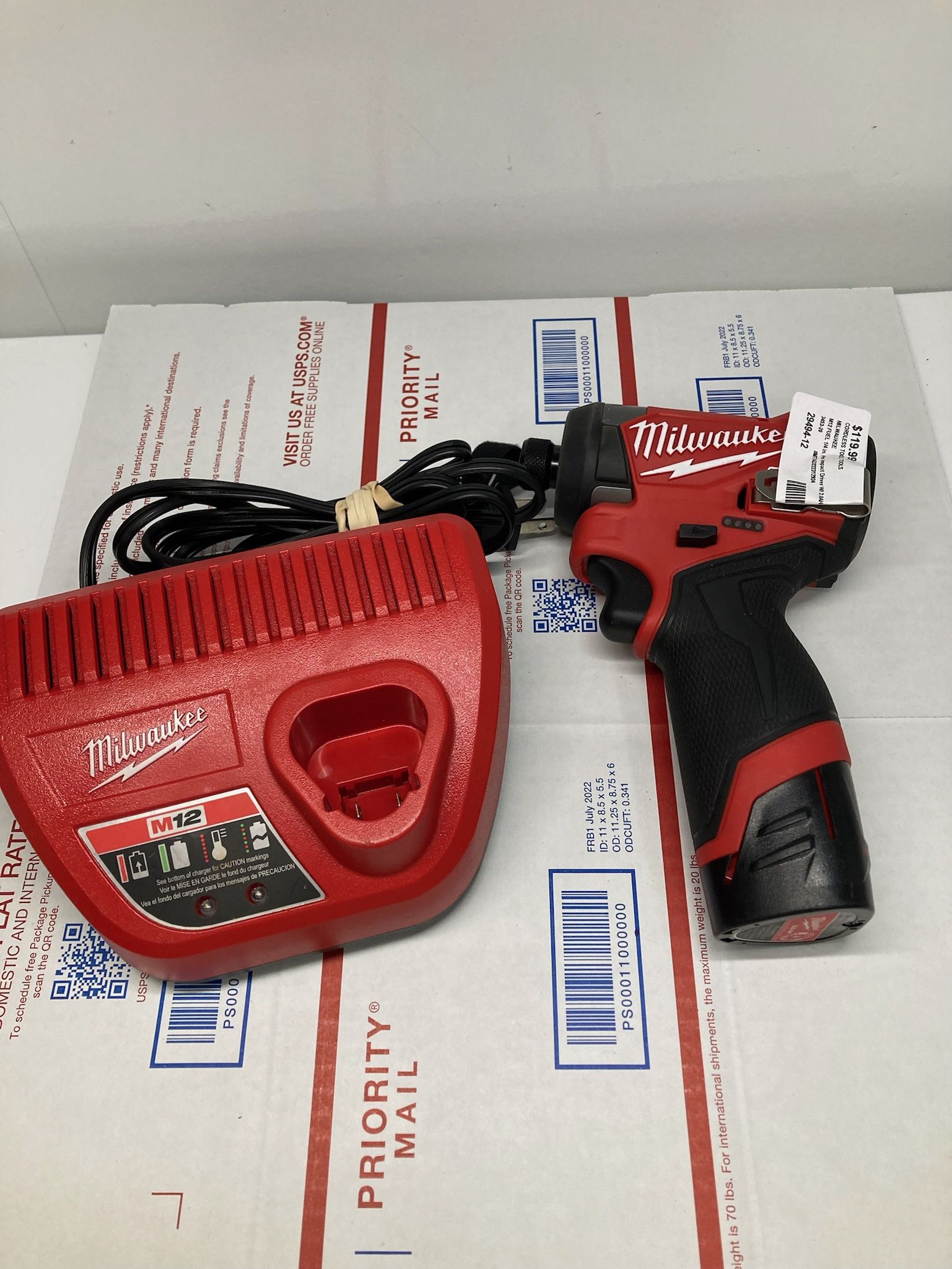 Milwaukee 3453-20 12V Fuel 1/4" Cordless Hex Impact Driver With 2.0Ah Battery and Charger
