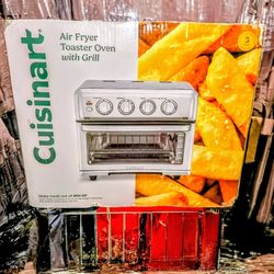 Brand New in box Cuisinart 4in 1 air fryer, grill and more