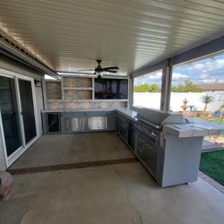 BACKYARD COOKING: Bbq Islands, Patio Covers, Plancha, Grill, Benches. Fireplace 