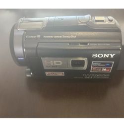 Sony HDR-PJ710V (32 GB) AVC Camcorder   