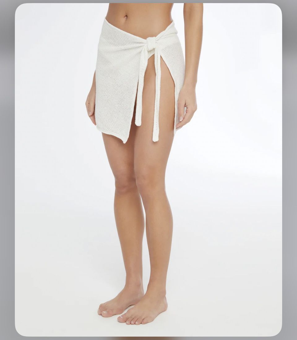 Onia Linen knit mini Sarong owned by NBA Malik Baesly’s wife & Miss teen USA Yao Montana