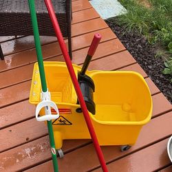 Industrial Moo Bucket Mop Handle And Push Mop 