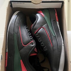 Jordan 2 Low “Christmas”