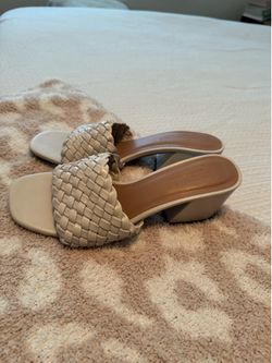 Cushionaire memory foam heals