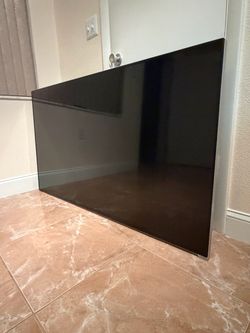 Vizio Flat Screen 60" HD Smart TV