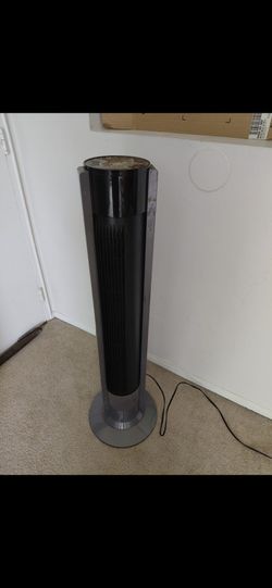 Tower fan with remote control $40 NE Philly do not message lower offers