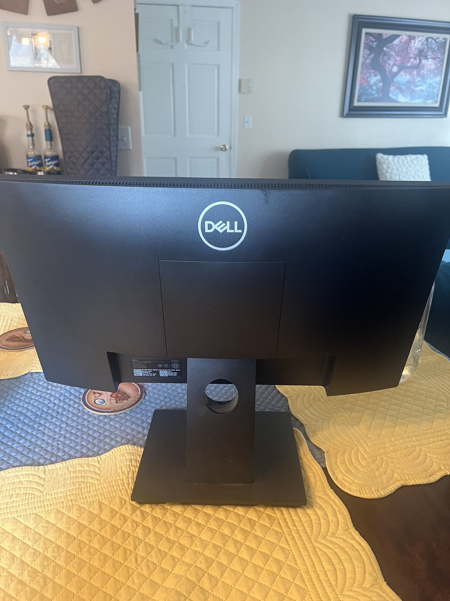 Dell 19” Monitor (E1920H) – Great Condition