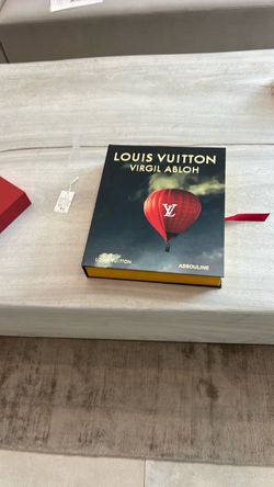 Luis Vuitton coffee book