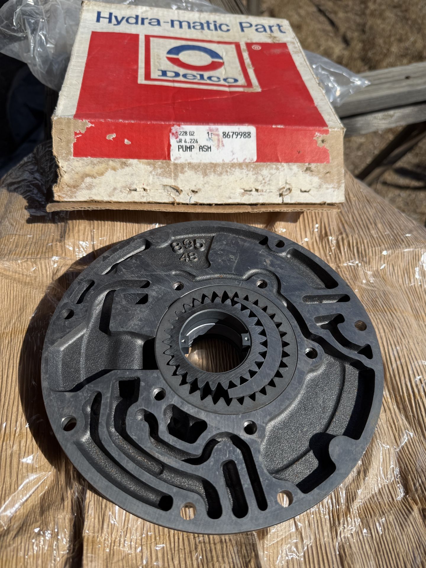 Chevy NOS Turbo 350 Front Pump