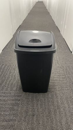 13 Gallon Plastic Trash Can
