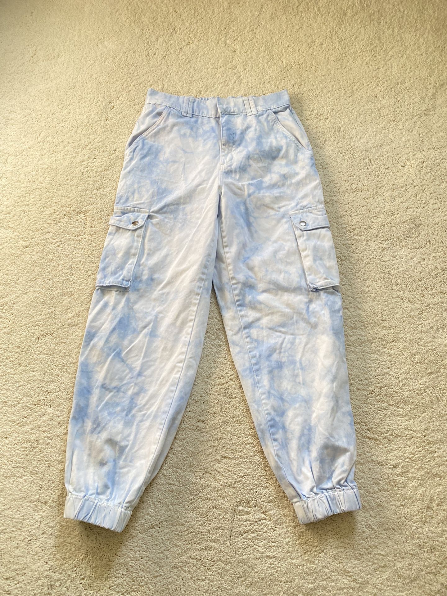 Forever 21Cargo Joggers Size M