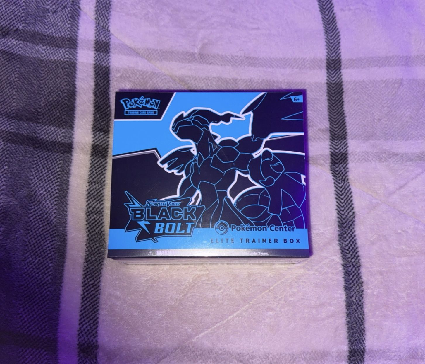 Pokemon center Black Bolt ETB