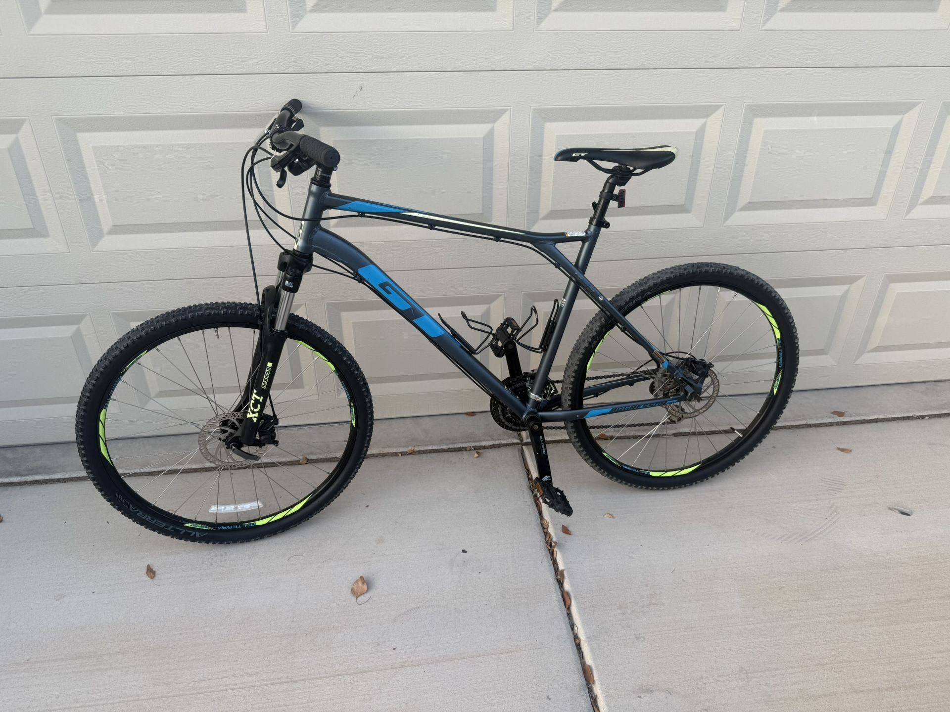 GT Aggressor Bicycle Bike XL