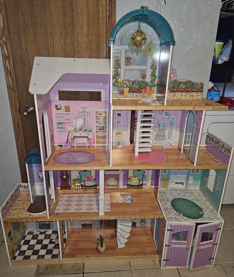 Kidkraft Dollhouse