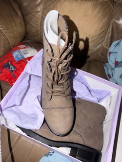Womens Madden Boots - Size 8