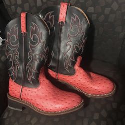 Womens Boots Size 8.5