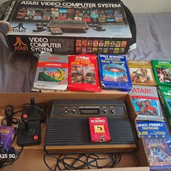 Atari 2600 Game System (Original)