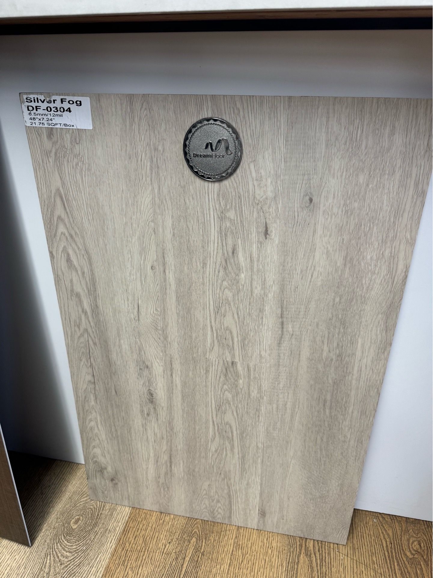 Luxury vinyl / SPC Flooring